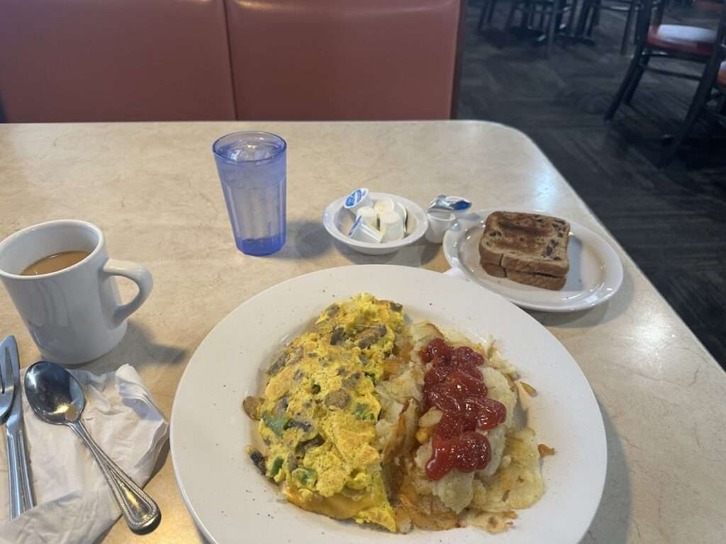 Quad Cities U.S.A. Family Restaurant photo 4