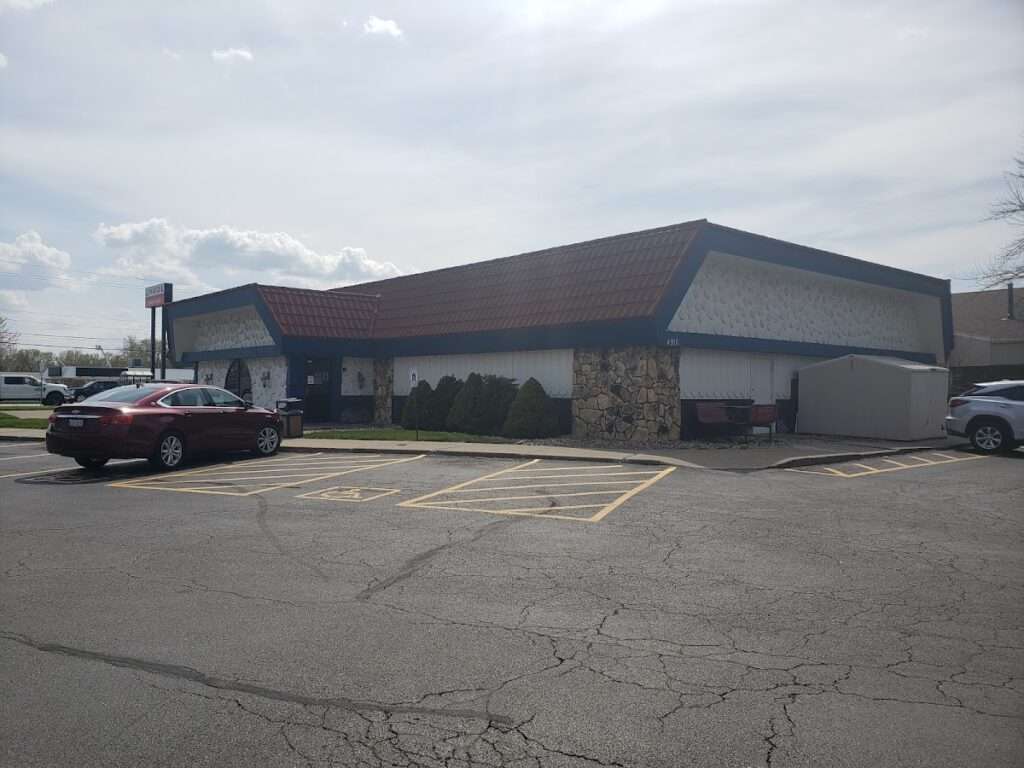 Quad Cities U.S.A. Family Restaurant photo 6